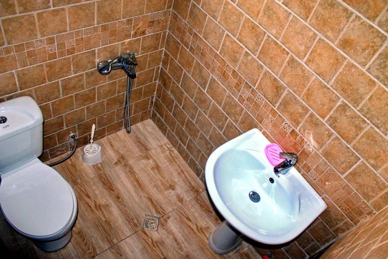 Tete Guest House Batoemi Buitenkant foto
