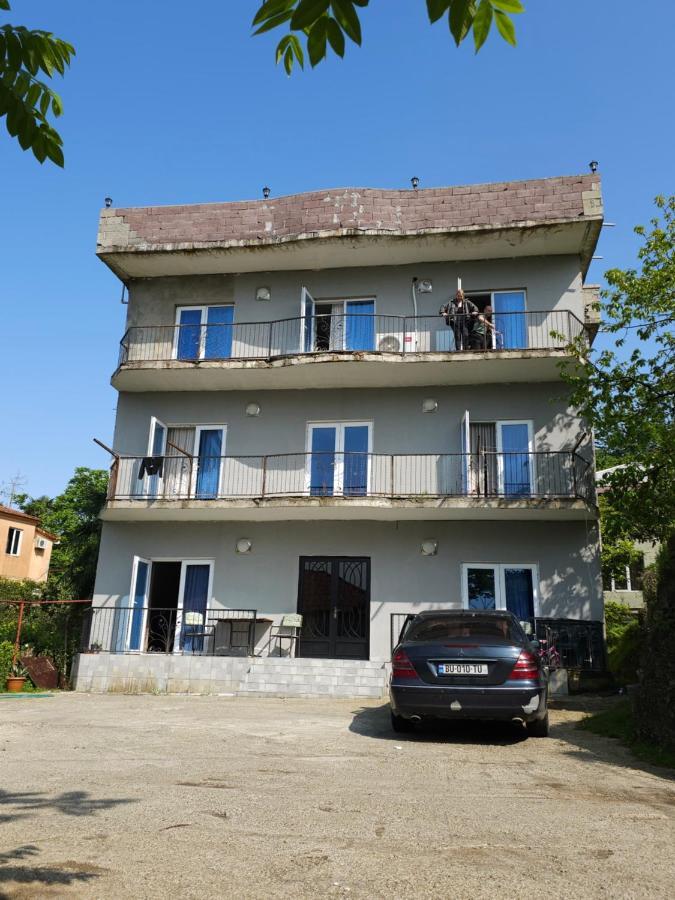 Tete Guest House Batoemi Buitenkant foto